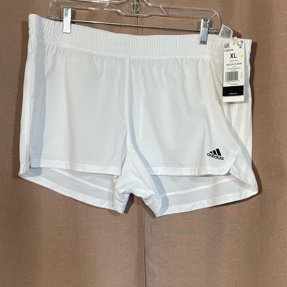 NWT Adidas Women's XL White Athletic Pacer Shorts Aeroready